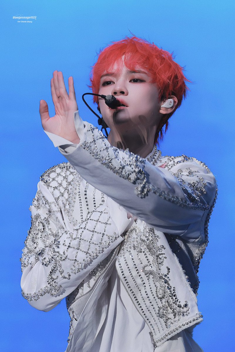 240504 드림쇼 서울 막콘 day3 천러

🦋

#천러 #CHENLE