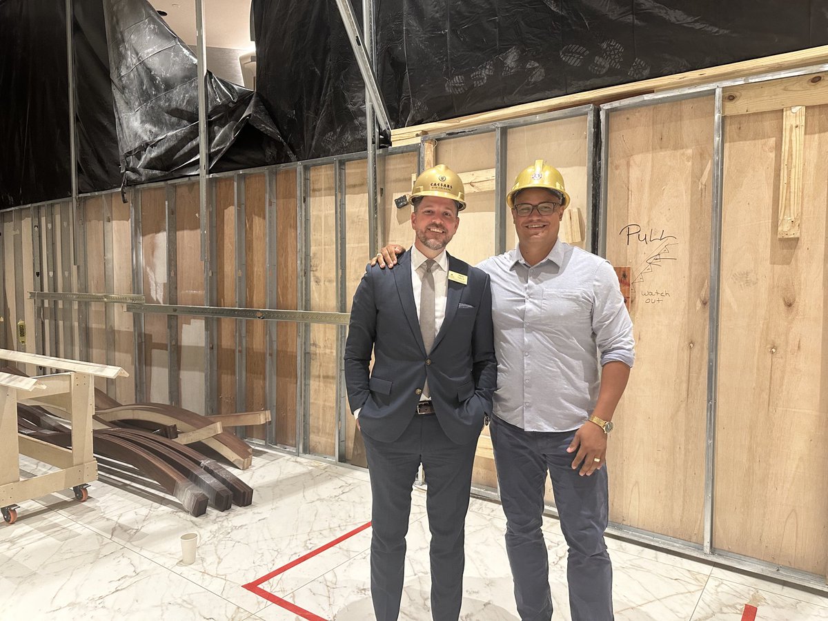 Kathy E. Johnson (@kjohnsonuno) on Twitter photo Got a behind the scenes tour of the incredible <a href="/CaesarsNOLA/">Caesars New Orleans</a> facility with VP of Hospitality (and UNO alum) Miles Tully. Such a pleasure to be joined by the amazing Sonny Lee, community leader, founder of <a href="/sonofasaintorg/">SON OF A SAINT</a> and UNO alum. So #UNOProud Got a behind the scenes tour of the incredible <a href="/CaesarsNOLA/">Caesars New Orleans</a> facility with VP of Hospitality (and UNO alum) Miles Tully. Such a pleasure to be joined by the amazing Sonny Lee, community leader, founder of <a href="/sonofasaintorg/">SON OF A SAINT</a> and UNO alum. So #UNOProud