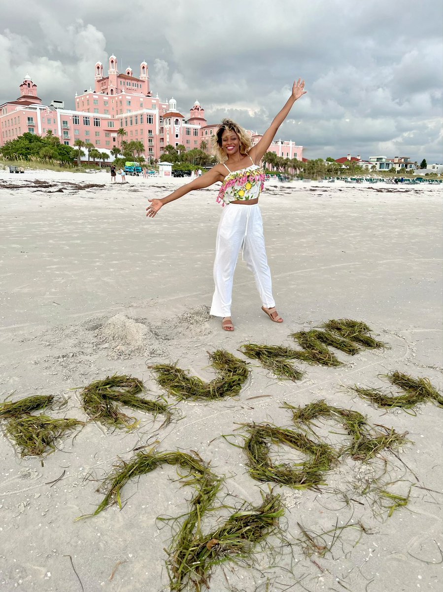 TheRightMelissa's tweet image. Hello from St. Pete Florida ❤️
I am a black woman &amp;amp; I will NOT be voting Kamala Harris. #TRUMP2024ToSaveAmerica
