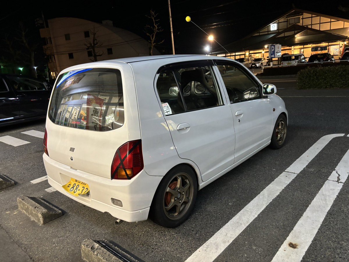 1Dt50's tweet photo. h42 ミニカ欲しい人いませんか？
タイヤ４本とホイール変えたばかりですが急ぎなので15万円でお願いします。

足で乗っていたミニカの出品です。
5速mt
車検　令和7年4月24日まで。
走行距離１５万8千キロ程
不具合無し　エアコン効きます。
詳細はdmにてよろしくお願い致します。 https://t.co/l5Zp0ONmYE