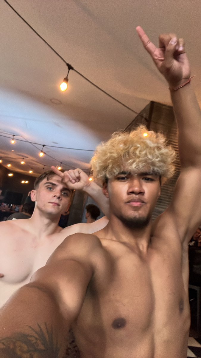 At #FESDUMBERSLAM we throw up the 1s for our tribal top guy ☝🏽⌚️