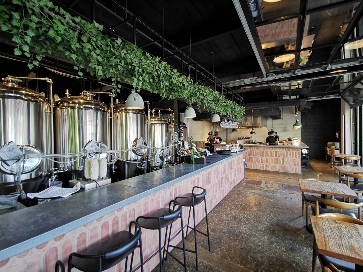 BlogueCCBlog's tweet image. Best Breweries In Toronto — The Ultimate List!

buff.ly/4cU2LvX

#food #foodie #foodblog #foodporn #travel #travelblog #travelblogger