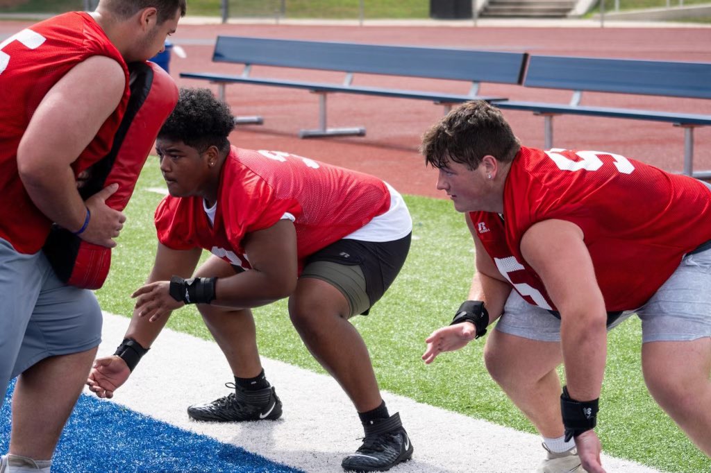 tripleoji's tweet photo. Had a great time at the @ShipFootball 2 day camp, thank you for the opportunity to come learn and compete @CoachMACshipU @CoachKerr1 @CoachScottOL1 @NEBobcatsFB @AFL_YorkPA @RussellStoner24 @thefactorybma @MCBDCLB https://t.co/0VoygAWEkX