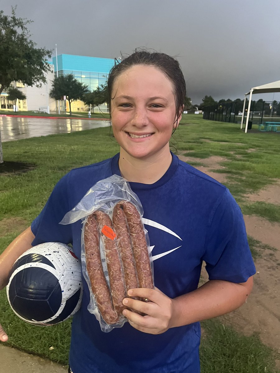 Thank you <a href="/MallorySierra2/">Mallory Sierra</a> for my deer sausage. <a href="/txbcfc/">steve williams</a> 🤣😂

#RLMentality