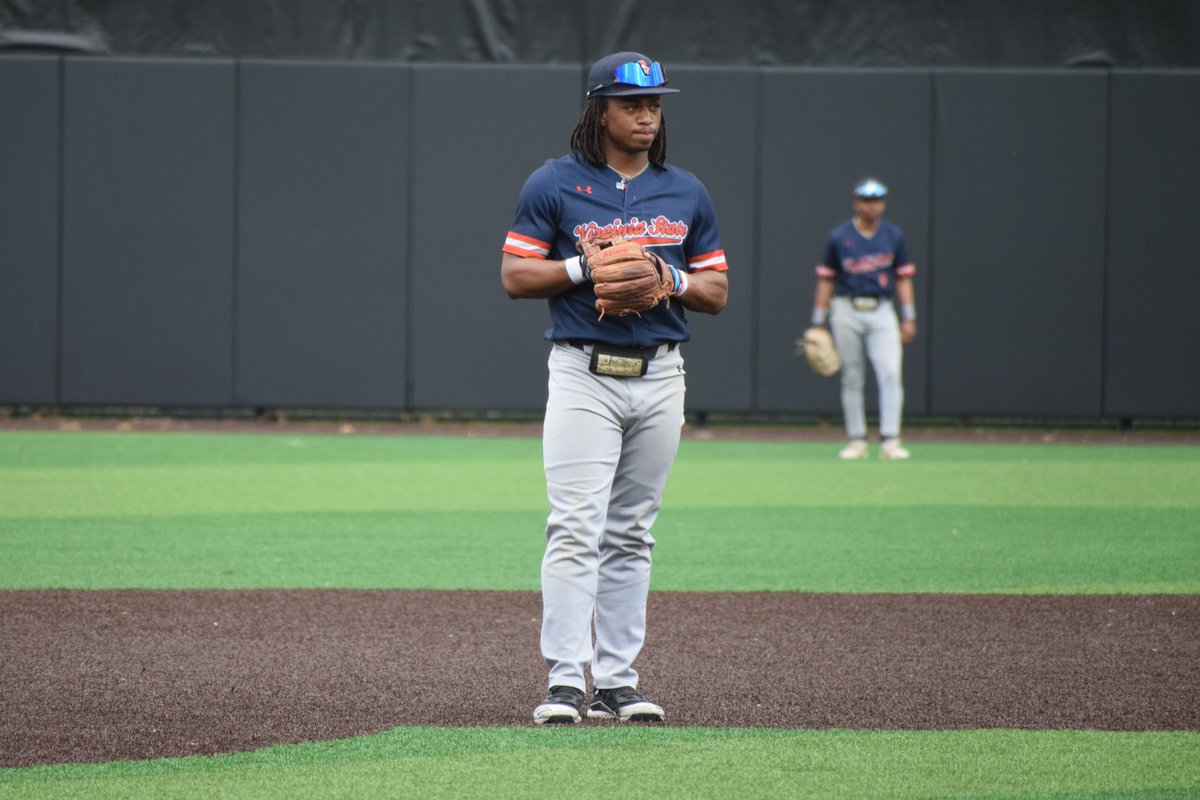 Goat_jim24's tweet photo. Finished my freshman year at VSU baseball. I was team MVP and lead the team multiple stats. I was even offered the opportunity to compete with the @GoChiliPeppers. @VSUsports 
Pure Utility
Stats :
.350 BA
143 ABs
50 Hits
11 2B
2 3B
2 HR
33 Runs
.497 SLG
24 Walks
.440 OBP
30 SB https://t.co/UYsRaJbfpf