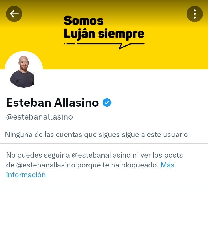 Argenpoirot's tweet photo. El intendente mencionado por Osvaldo oculto mi tweet y me bloqueó. 

Pido que hagan lo que yo intenté, no podrán silenciarnos a todos. 

Y hagamos TT #JusticiaPorOsvaldo https://t.co/ukl38WlPDJ