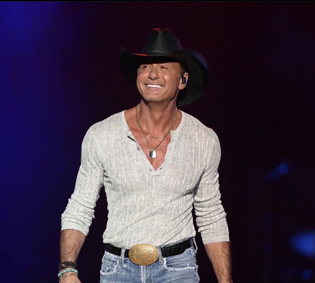 Faithful_Hill94's tweet photo. Posting some @TheTimMcGraw in hopes of getting all the Law &amp; Order stuff off my feed again 😁 #timmcgraw https://t.co/GB0DWH5wGa