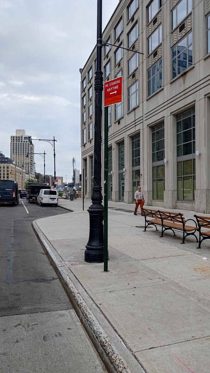 Ashido480's tweet photo. @NYSDOT @NYSDOT_NYC @nyc311  
Please restore proper Bus Stop Signage at Surf Avenue || W 21st Street in Coney Island! The Water Main work hasn't impacted the Stop since May. It's a Bus Stop, Not just "No Standing Anytime". We've waited long enough. This is unacceptable! https://t.co/gP1I46ofZW