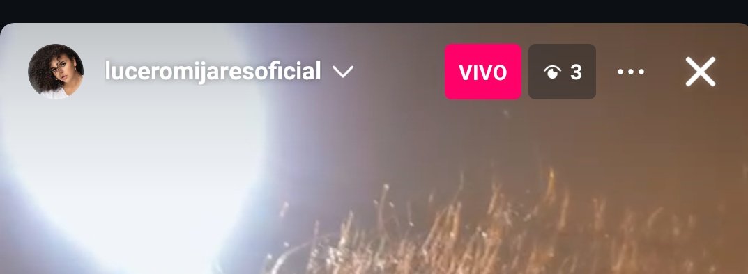 Asdrytsr_'s tweet photo. Lit ni a mis clases llegó tan temprano como a los lives de lucerito. 🫠 https://t.co/O3HV9ylBPn