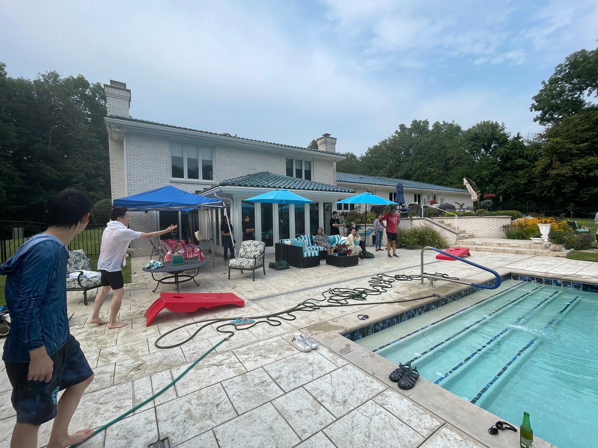 TadahitoYasuda's tweet photo. My boss invited us to his house for a collaborative meeting. It was a productive time, followed by fun activities like games and swimming!!
#WangLab @LabIrcms https://t.co/eTb9f2TiXA