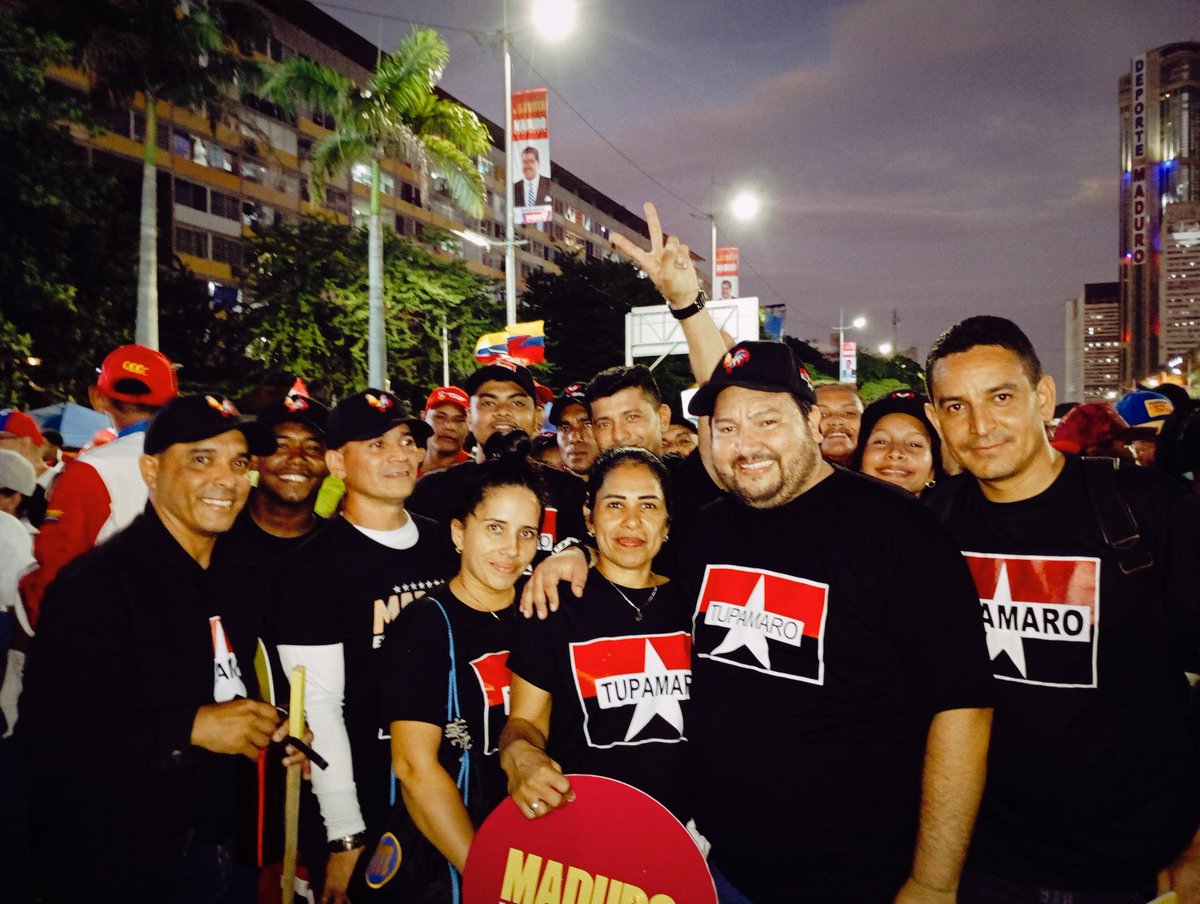 GuaricoMRT2's tweet photo. Nosotros Con Nico Y Nico Con Nosotros 🇻🇪🫶 

#VotaTupamaro Arriba y la Izquierda por @NicolasMaduro
Nuestro Gallo Pinto 🔴⚫🇻🇪✌️

@dcabellor 
@TupamaroMRT_ https://t.co/znM7eAYyA3