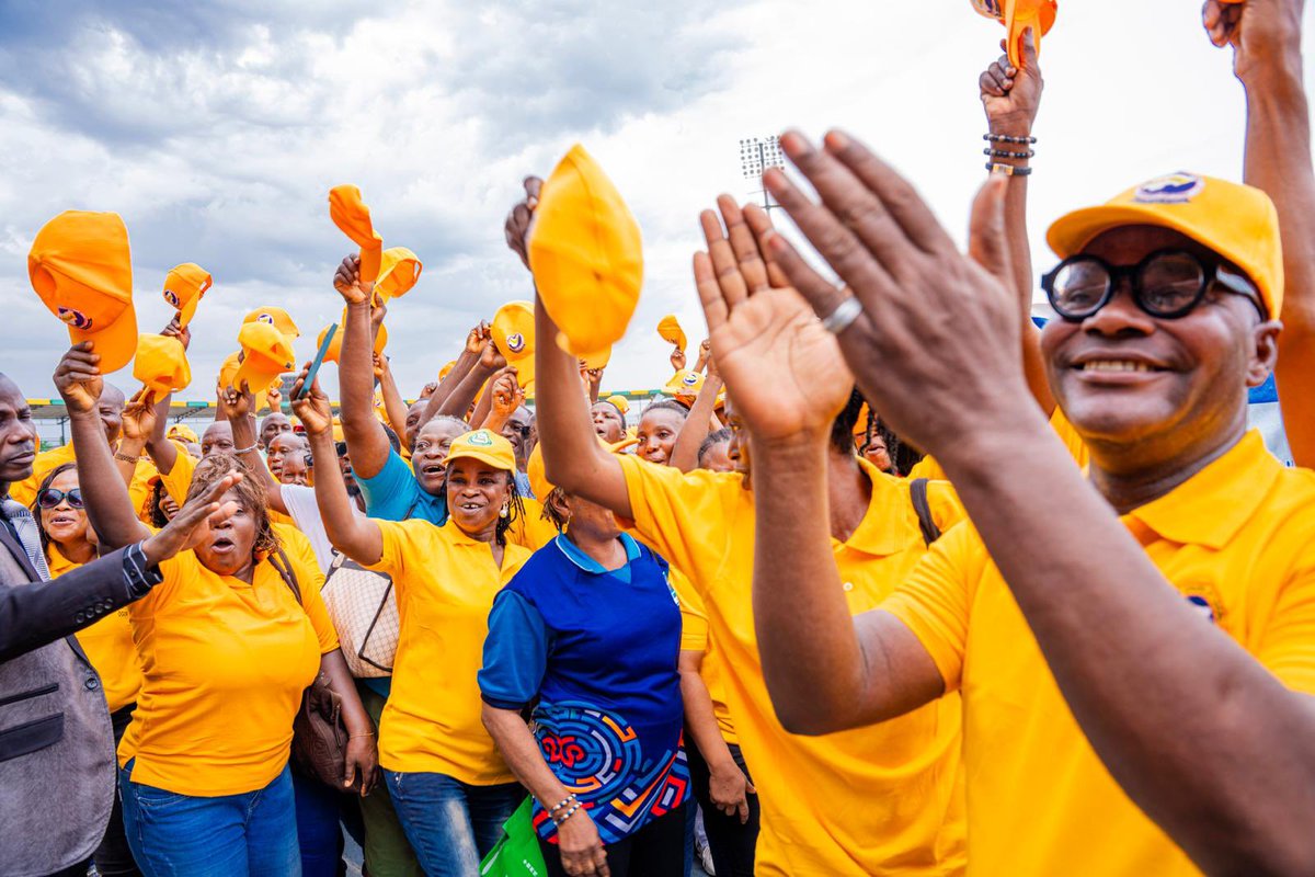 Protest: Ogun workers dissociate self, call for dialogue, peaceful resolution 

Ogun State workers, under the auspices of Nigeria Labour Congress (NLC), Trade Union Congress (TUC) and the Joint Negotiation Committee (JNC) have dissociated themselves from the planned protest over