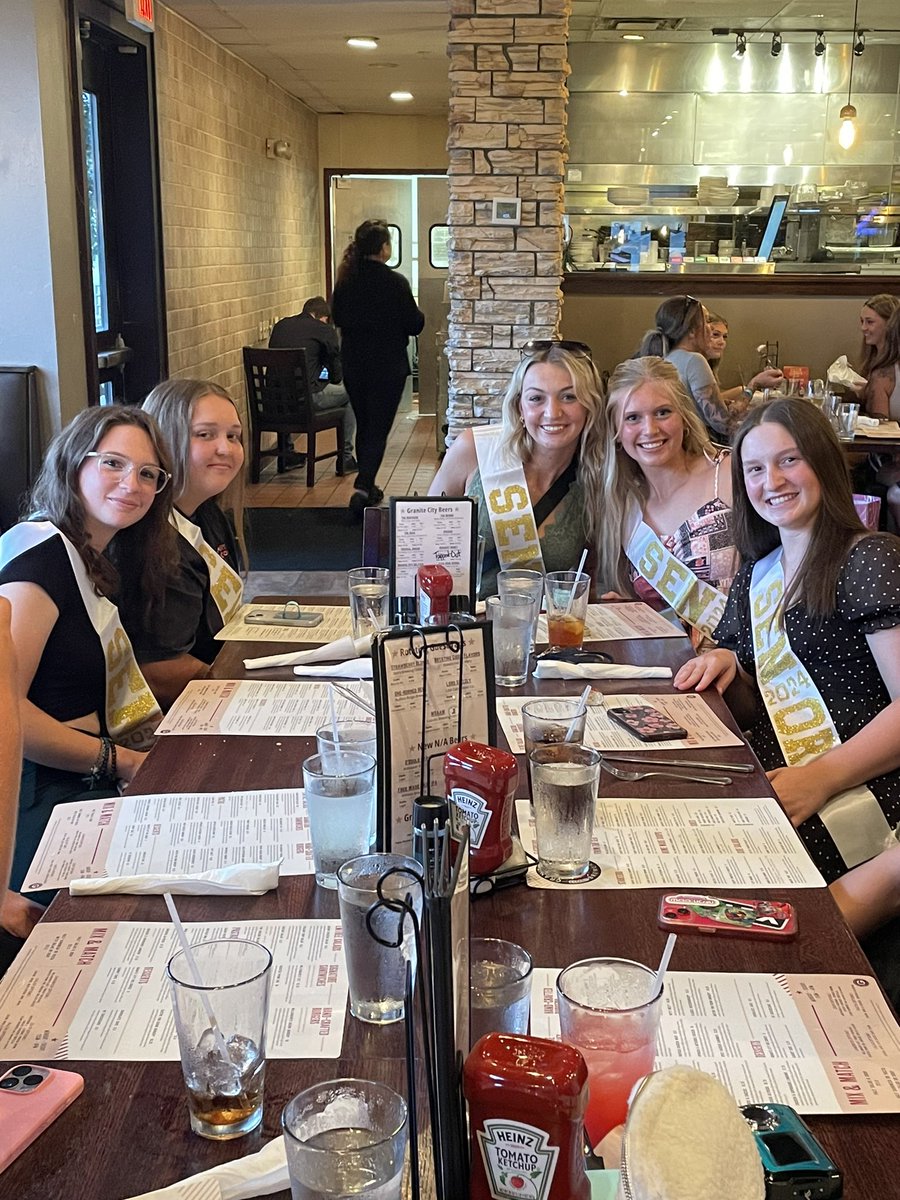 CTW 18U JR tweet media