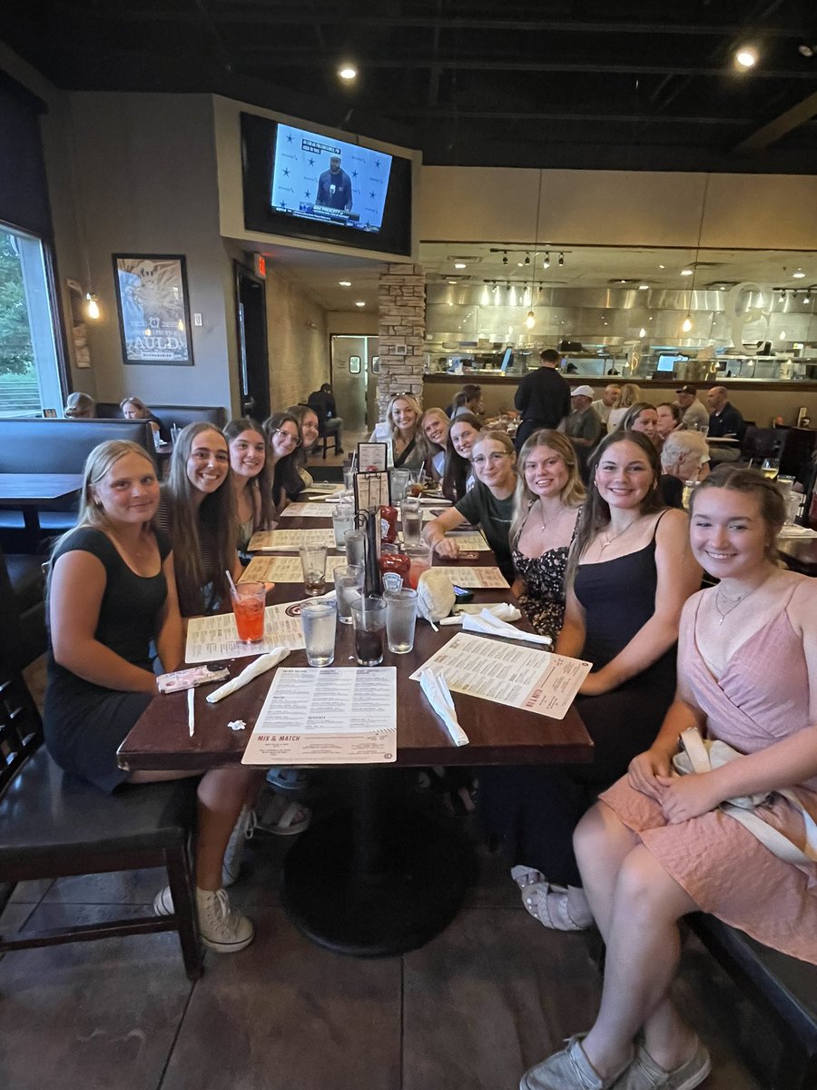 CTW 18U JR tweet media