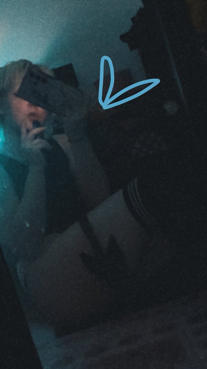 Feistypuppypaws's tweet photo. Hi cuties♡ long time no see I've been busy! I hope you're open to some demon and monster photos/content because that's where this contents headed cuties♡♡ until then I suppose ♡♡ https://t.co/SGMIw4PPJZ