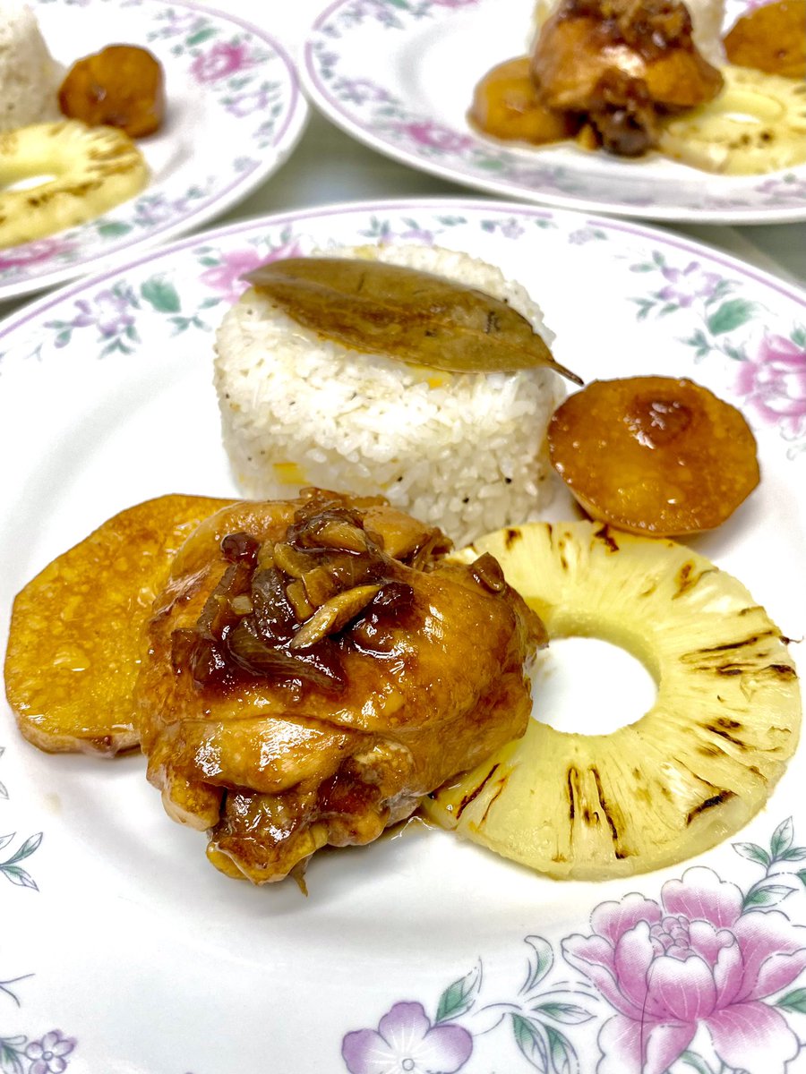 jonbugarin's tweet image. PINEAPPLE CHICKEN ADOBO

 #foodgoal #foodtrip #foodie #foodies #food #foods #foodlover #foodlove #foodblogger #foodjournal #homemade #homecooked #pinoydish  #adobo #chickenadobo #adobodish #yummy #delicious #chickenrecipe #filipinodish @Kitchenomics @DelMonte
