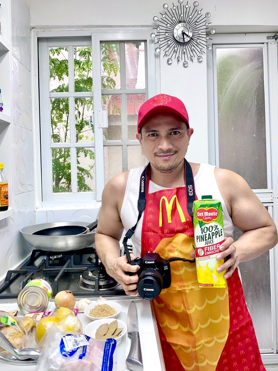 jonbugarin's tweet image. PINEAPPLE CHICKEN ADOBO

 #foodgoal #foodtrip #foodie #foodies #food #foods #foodlover #foodlove #foodblogger #foodjournal #homemade #homecooked #pinoydish  #adobo #chickenadobo #adobodish #yummy #delicious #chickenrecipe #filipinodish @Kitchenomics @DelMonte