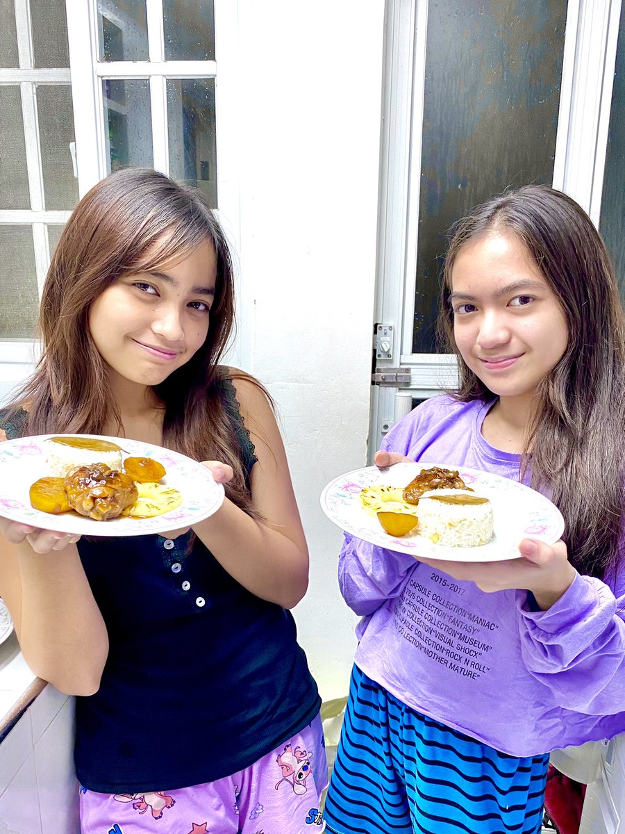 jonbugarin's tweet image. PINEAPPLE CHICKEN ADOBO

 #foodgoal #foodtrip #foodie #foodies #food #foods #foodlover #foodlove #foodblogger #foodjournal #homemade #homecooked #pinoydish  #adobo #chickenadobo #adobodish #yummy #delicious #chickenrecipe #filipinodish @Kitchenomics @DelMonte