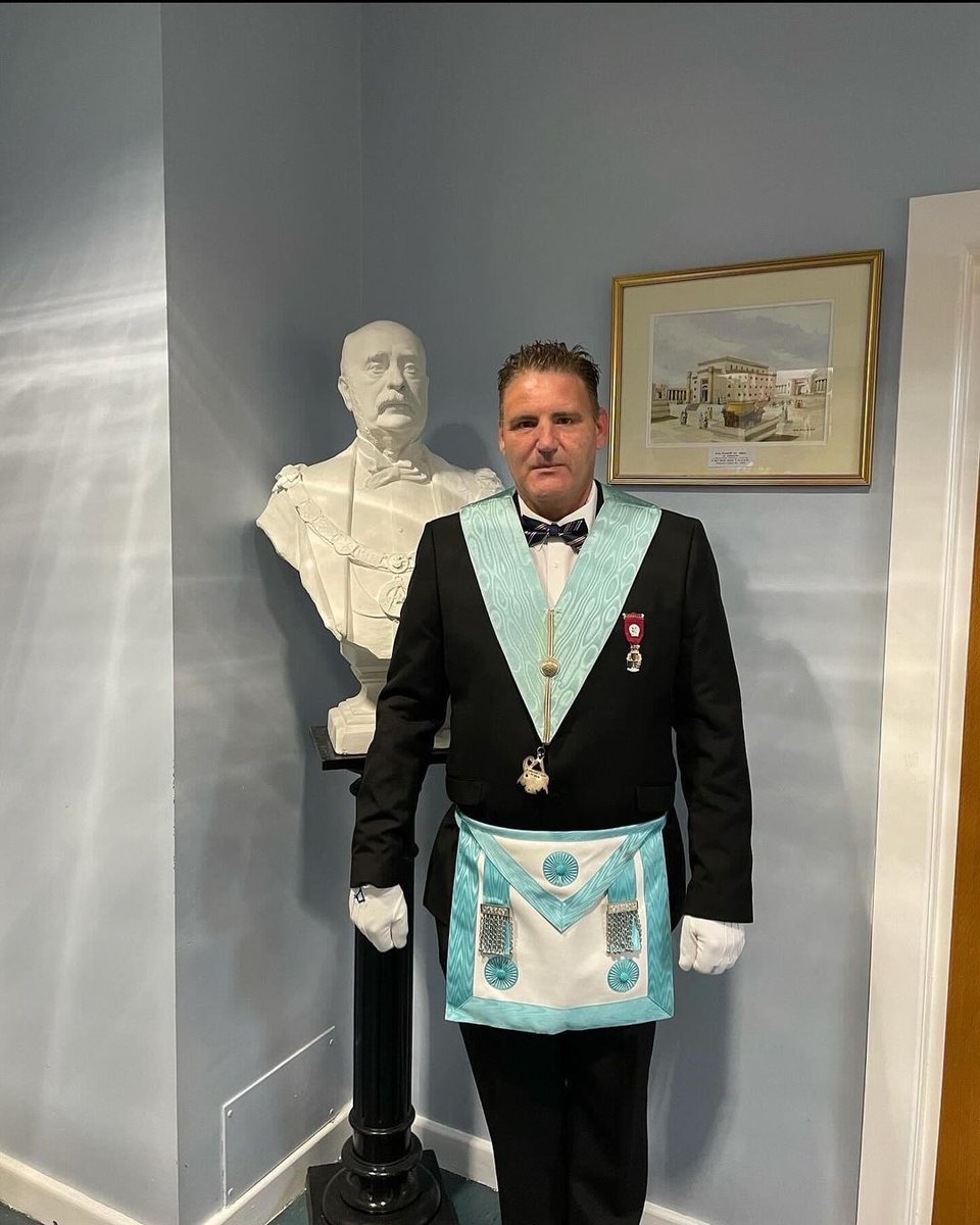 Step into the light and become a member of the legendary #Illuminati