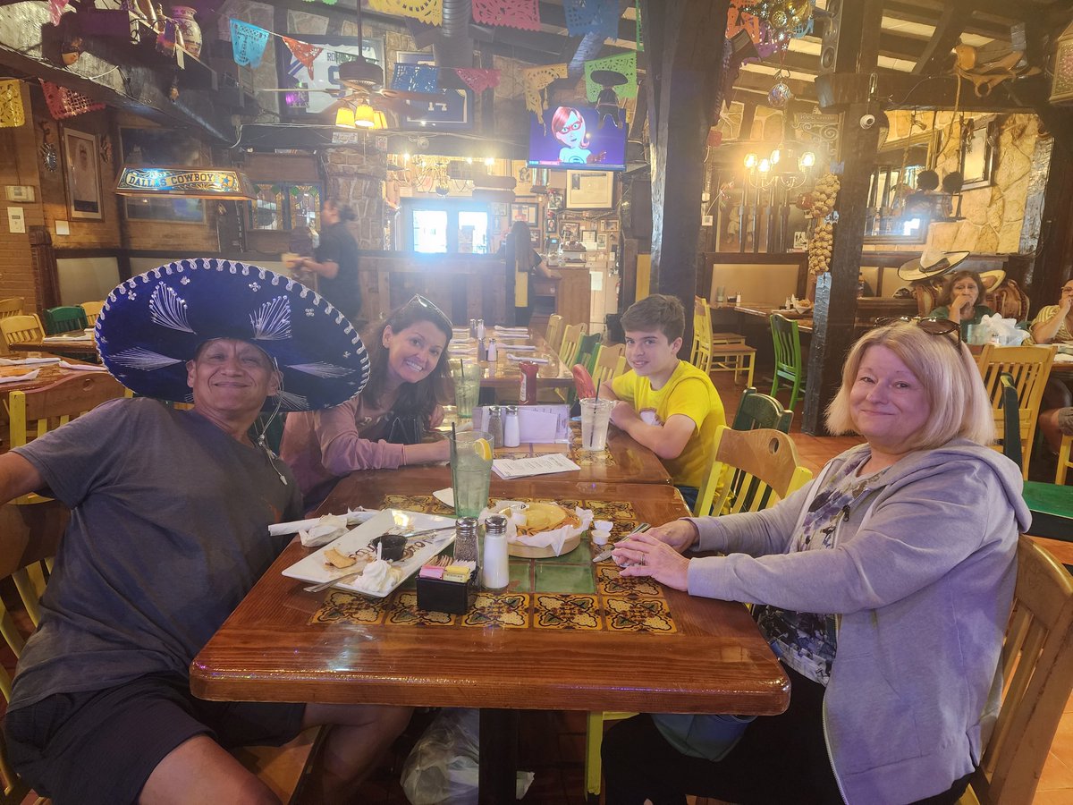 Mrs.Tyndall tweet media