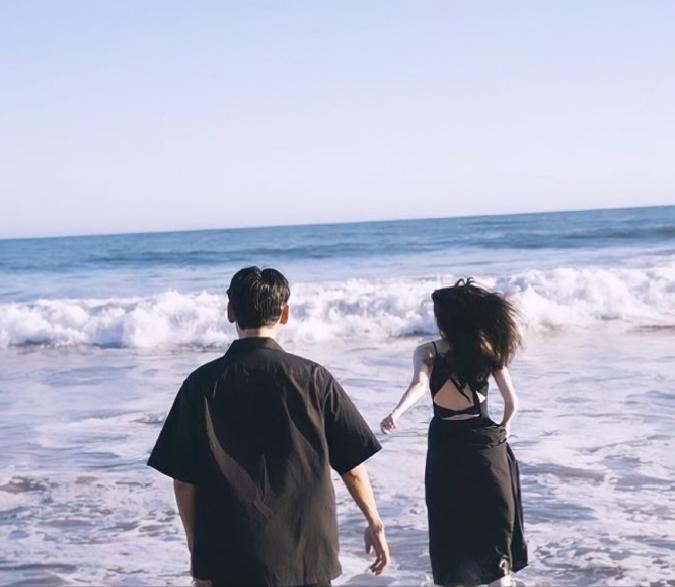 ᅠ
ᅠ
My morning with her. Mumpung dari kemarin kapalnya lagi menepi.
ᅠ
ᅠ