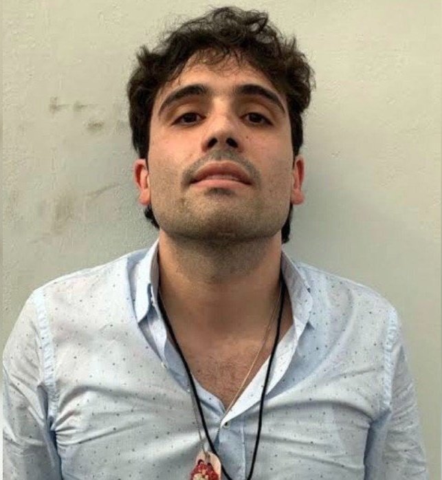 Libro_negro_'s tweet photo. #ULTIMAHORA 🔴| Ovidio Guzmán hijo del Joaquín "Chapo" Guzmán habría sido liberado el 23 de julio del 2024 en Estados Unidos. 

Al menos así aparece en la página de la oficina federal de prisioneros en Estados Unidos. https://t.co/6ESjtufH9z
