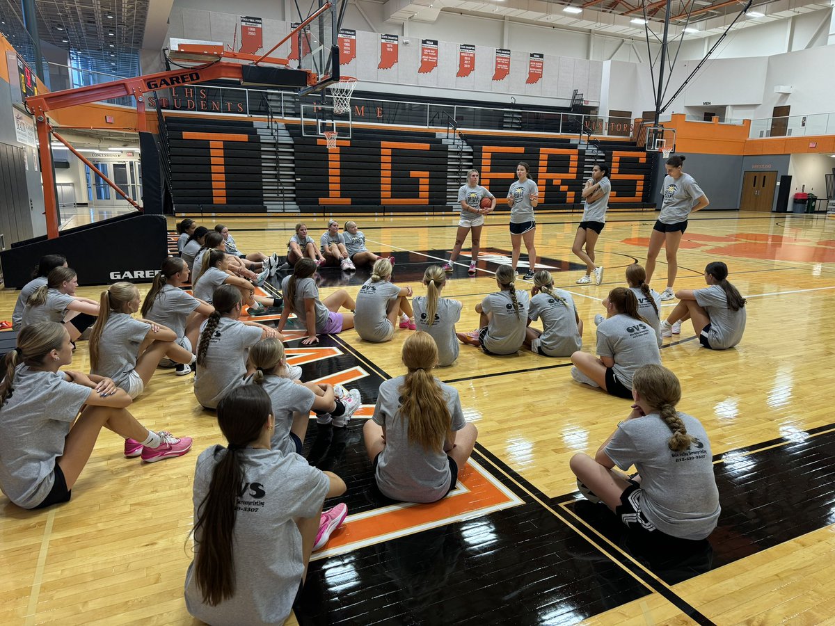 Lady Tiger Basketball tweet media