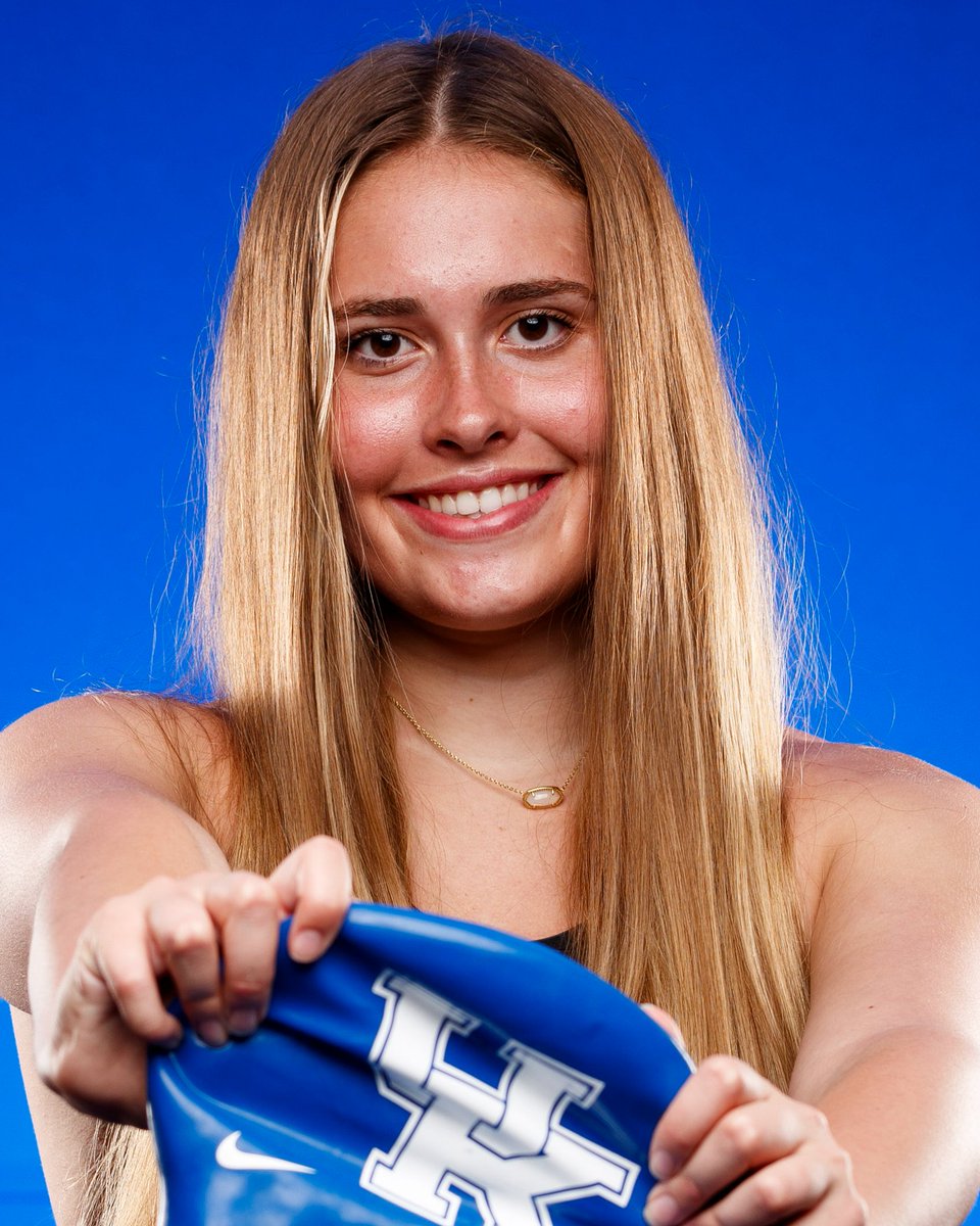 UKSwimDive's tweet photo. Thursday's Final Results at the 2024 @SpeedoUSA Summer Championships:

Women's 200m Back 
3. @grace_frericks - 2:13.89 🥉
8. @GretherLibby - 2:15.85  

Men's 400m Free 
6. Carson Hick - 3:53.24 
7. Nick Caruso - 3:53.67 

Men's 200m Back 
7. Jackson Mussler - 2:03.25 https://t.co/sjQdkInRc5