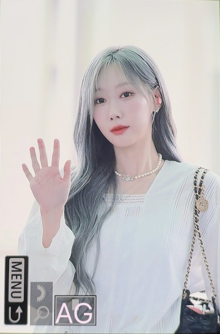 AriesGuardian2's tweet photo. 240726
ICN 한동 인천출국 프리뷰
  
🎀🥰

 #한동 #드림캐쳐 #handong #dreamcatcher #韩东 https://t.co/mmxIyk1eCs