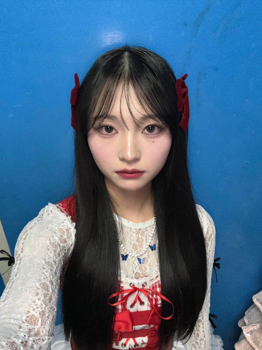 なんか証明写真みたい、笑 #きゃんちゅー