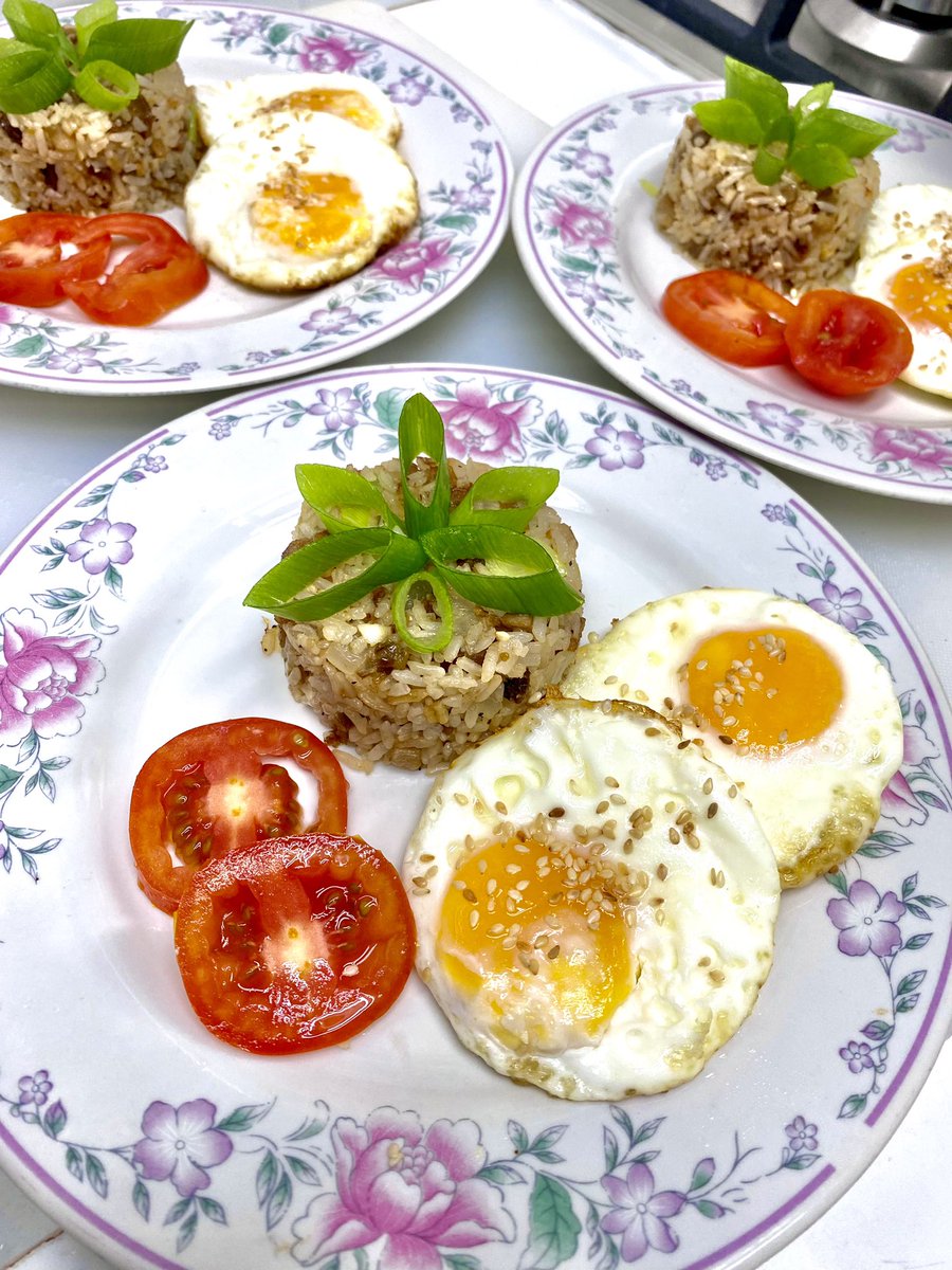 jonbugarin's tweet image. SISIG FRIED RICE

 #foodgoal #foodtrip #foodie #foodies #food #foods #foodlover #foodlove #foodblogger #foodjournal #homemade #homecooked #pinoydish  #sisig #friedrice #sisigfriedrice #yummy #delicious #ricerecipe #filipinodish