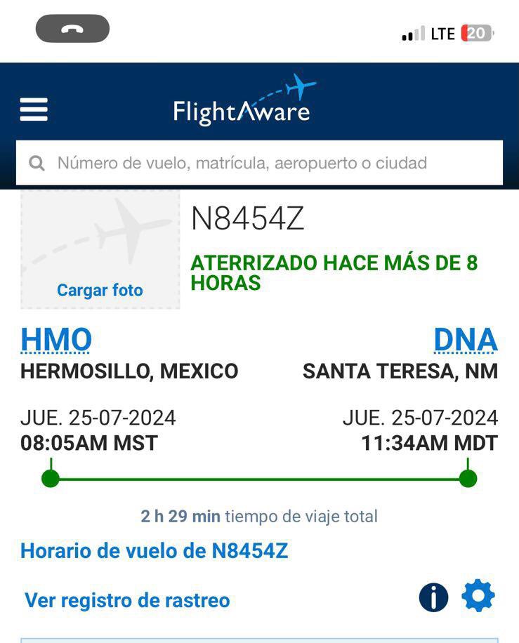 michelleriveraa's tweet photo. ⚠️ #EXCLUSIVA Según información en Flightaware un avión privado, partió desde #Hermosillo #Sonora, hoy jueves a las 8:05 am y aterrizó en Dona Ana #NuevoMéxico en el aeropuerto DNA, el mismo horario y lugar que apuntan autoridades de #EstadosUnidos🇺🇸, trasladó a los capos mexicanos, Ismael “Mayo” Zambada y Joaquín Guzmán Lopez a su territorio.👇🏻