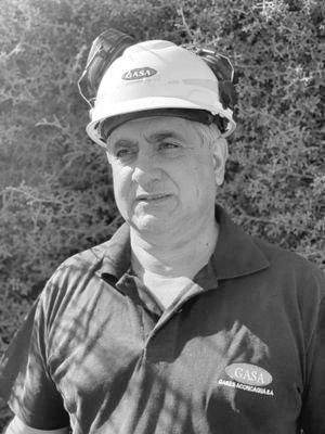 Argenpoirot's tweet image. A Osvaldo no lo mat0 la mafia Kirchnerista, lo mat0 la mafia política. 

Kirchneristas, radicales y algún pro incluso. Todos van a caer, estamos cansados y callaron a Osvaldo, pero despertaron a miles. 

A Osvaldo lo m4taron todos.  

#JusticiaPorOsvaldo