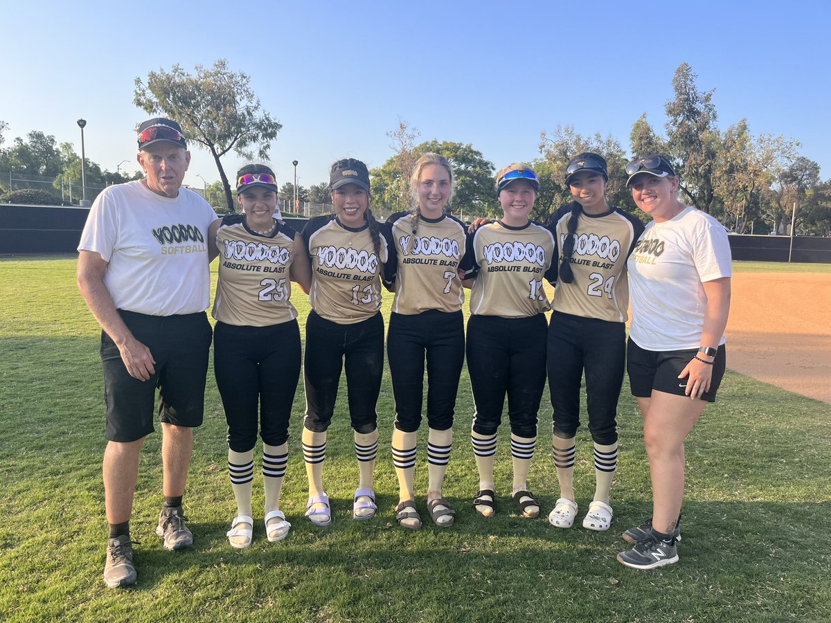 Thank you seniors for being great teammates, mentors and players. You have all been amazing and we appreciate each and every one of you. The team and fans wish you all the best in your college careers. We will be rooting for all of you!