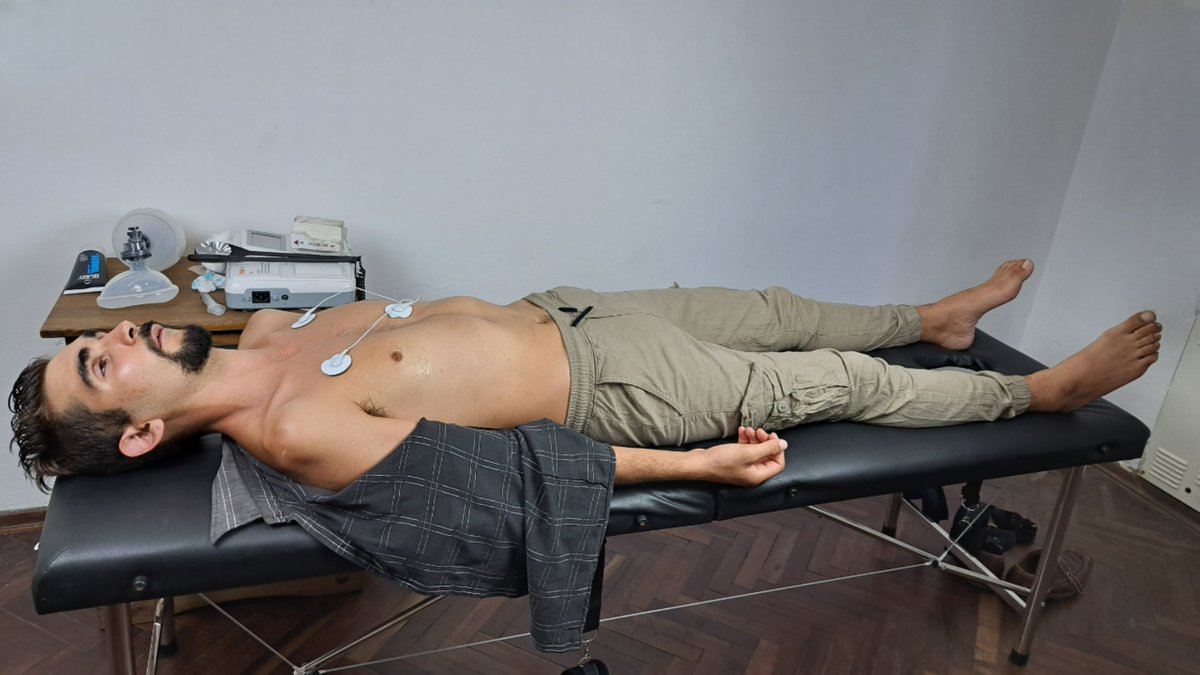 NickCpranddefib's tweet photo. Pincén is at the doctor’s office, brought in by his friends. Dr. Rodriguez decides to use him for his experiments.
Preview: https://t.co/bYbSkBgO3v
Full version: https://t.co/fMKty1zV0U

#party #experiment #injection  #resus #CPR  #defib #ambubag #doctor #patient https://t.co/imLHP2DjMQ
