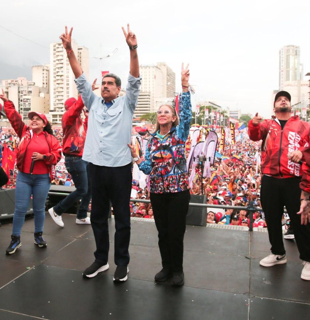 JoseVRangelA's tweet photo. El hijo de Chávez, el hombre leal al pueblo y a la Revolución. ¡A mí Gallo Pinto voy!

#EsperanzaCalleYPaz https://t.co/M9B1NCklzA