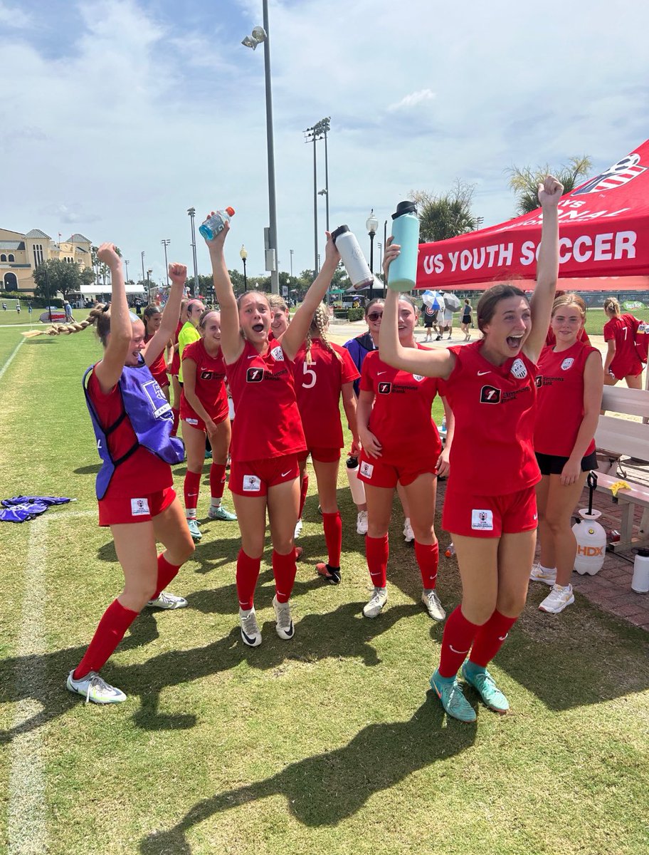 AFA_Gunners18's tweet photo. That moment you realize you’ve advanced to the semifinals! @AFAFillies @usyscups @USYouthSoccer @NationalLeague @MOyouthSoccer https://t.co/pahtCubwBy