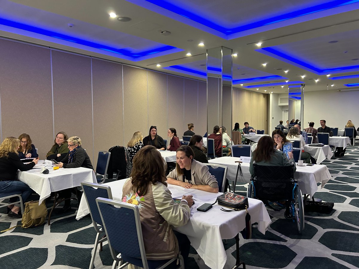 AIDCmelb's tweet photo. Doc Chat meetings underway at #regionalitysunshinecoast - pitching #documentary projects and making connections https://t.co/S32Rj6OmRM