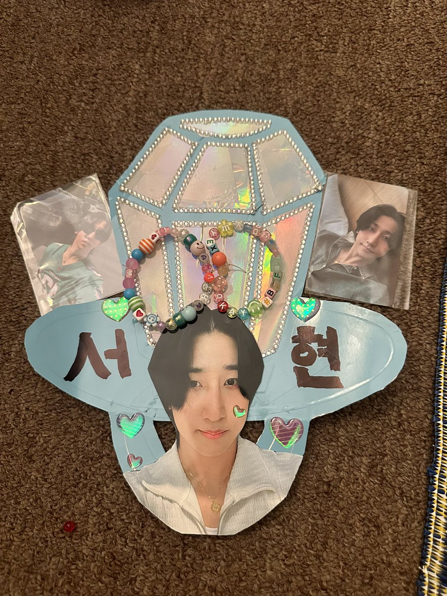 mandapanda723's tweet photo. What an amazing day!! 3 hr car ride to 4 hour plane ride☺️ Thank you @_hinlove_ for an uh-maxing gift! You all are going to achieve great things!🥹🫶🏻
#HinLOVE_CandyRing
#newbeat
#ThREDing_challenge
#hinloveinla #Minseok #Minsung #Yeojeong #Seohyun #Taeyang #Yunhu #Riwoo https://t.co/K78pu4cGUE
