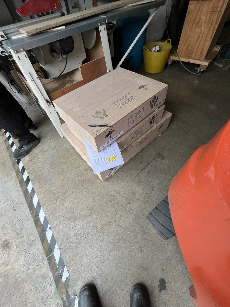 Heanorpackaging&logistics ltd (@scblogistics1) on Twitter photo It’s been a busy few days 
Panic orders for the aerospace sector 
3 made last night 
plus our regular work 
Let’s hope it continues 🤔 It’s been a busy few days 
Panic orders for the aerospace sector 
3 made last night 
plus our regular work 
Let’s hope it continues 🤔