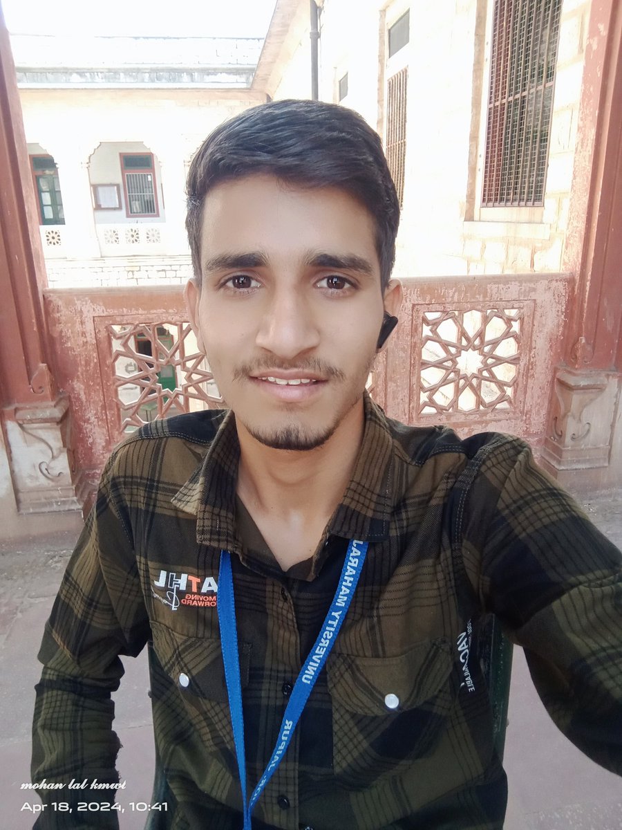 MohanLal0011's tweet photo. University of maharaja college Jaipur https://t.co/Ai4yY5FePN