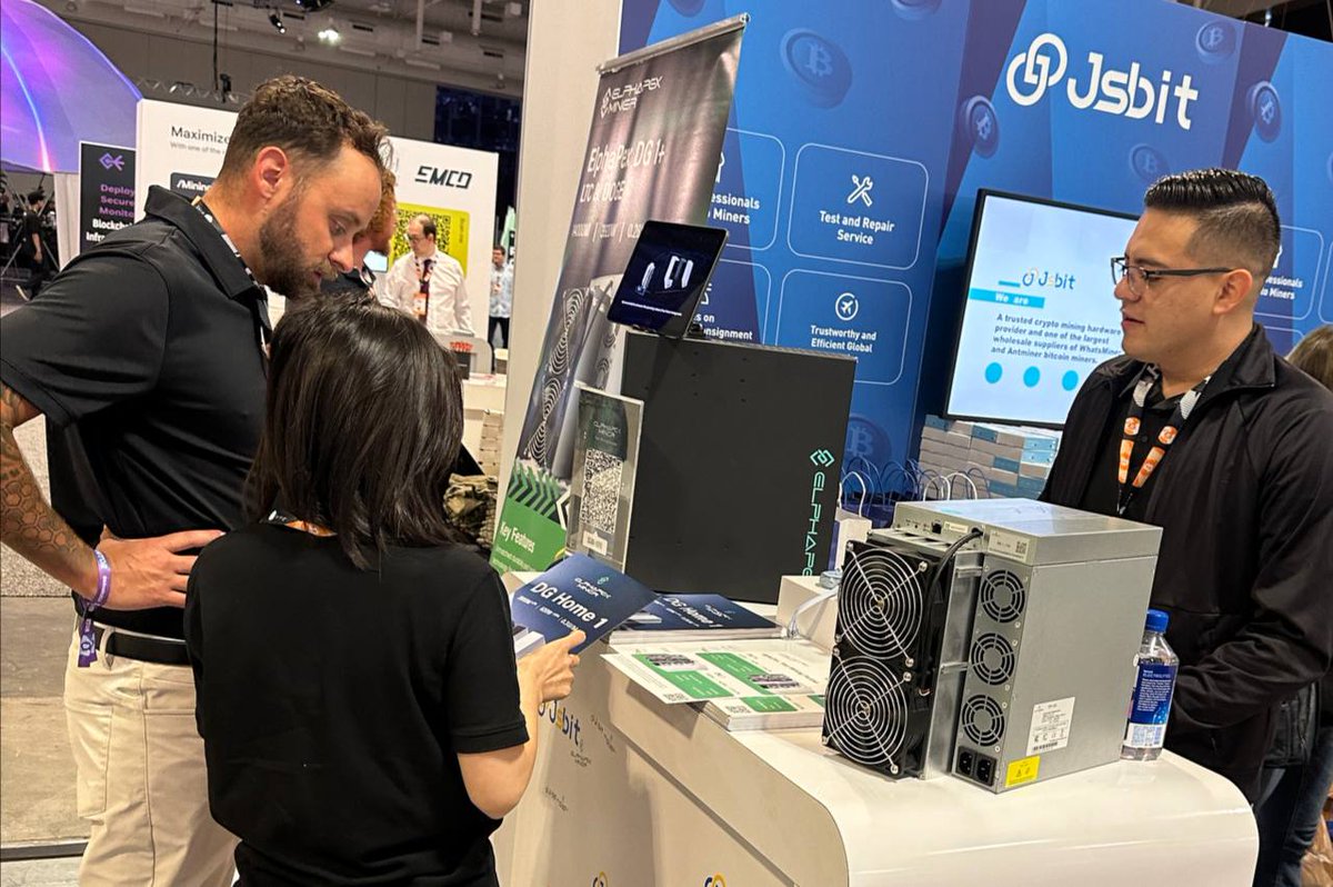 ElphaPex's tweet image. 🚀 Come visit the #ElphaPexTeam at booth 934, hosted by our Official Partner @jsbitmining, to see our latest machines in action. We’re excited to connect with you all! #btcconference  #ElphaPexPartner #JSBIT