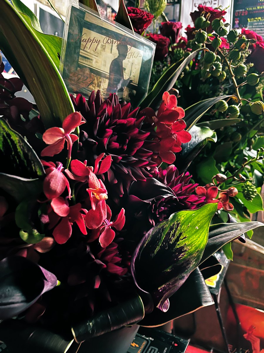 昨日は来てくれた皆さん本当にありがとうございました👽🤘
亜星さんラストのワンマン
１３年もやってきたのかと今更びっくり笑
リズム隊として人生で一番音を合わせてきたドラマーです。ありがとう🤘

とりあえずお疲れ様でしたー🏋️‍♀️