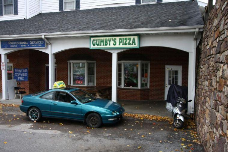 Pour one out for Gumby's Pizza. 

collegiatetimes.com/lifestyle/spec…