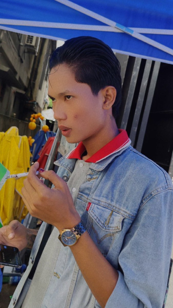 မိုးအေးအေး နဲ့ ဘာလုပ်ရင်ကောင်းမလည်း.. 😑😑😑