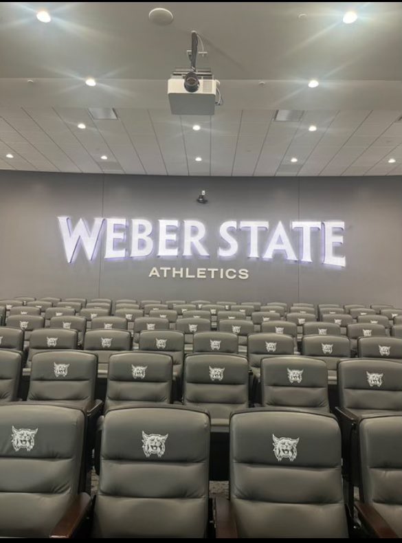 DanteBond52's tweet photo. I want to take time and send a big shoutout and thank you to Coach Cowser @cowstown , Coach Duff @gnduff , and Coach Mental @mmental7 for extending an opportunity for me to lace it up at Weber State. Great fit for me and I can’t wait to be apart of the Wildcat family! https://t.co/I5COrqPltE
