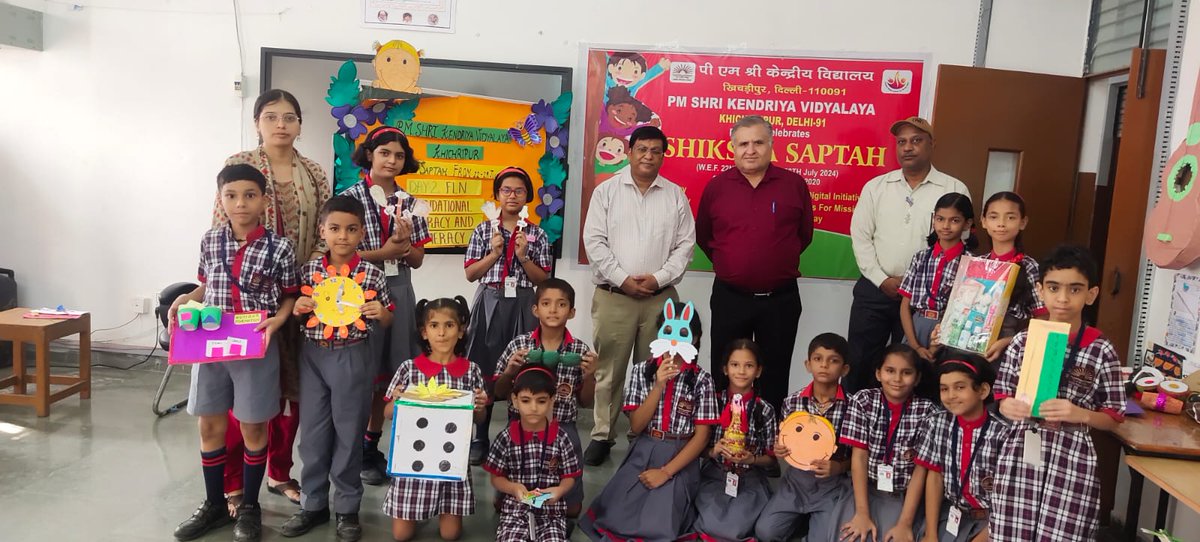 NehaSin23935246's tweet photo. Education is the gift that keeps on giving, and Shiksha Saptah is a celebration of this invaluable gift".
With the aim of promoting the importance of education and encouraging active participation of all stake holders,TLM based activity was conducted.
@KVS_HQ 
@EduMinOfIndia https://t.co/sOVR6tKfXh