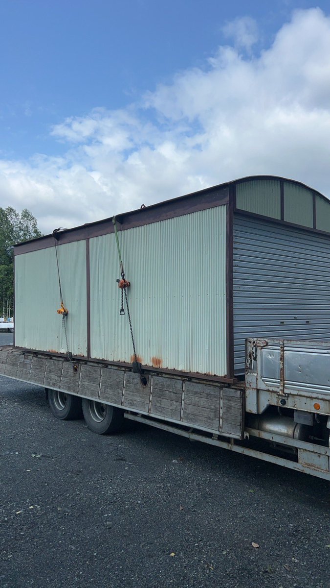 只今当社では使わなくなった、カスケード・車庫・プレハブなど強化買取しております！
古くなって使わなくなった。
新しく入れ替えるから不要になったなど。
普通に見て買取にはならないような物でも対応出来る物が多々ございます。
お気軽にご相談下さい。
