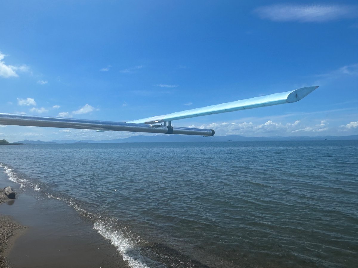 Torytech24's tweet image. 今年の尾翼、リンク機構をしっかり設計しているので電源入れなくても桁と衝突しません