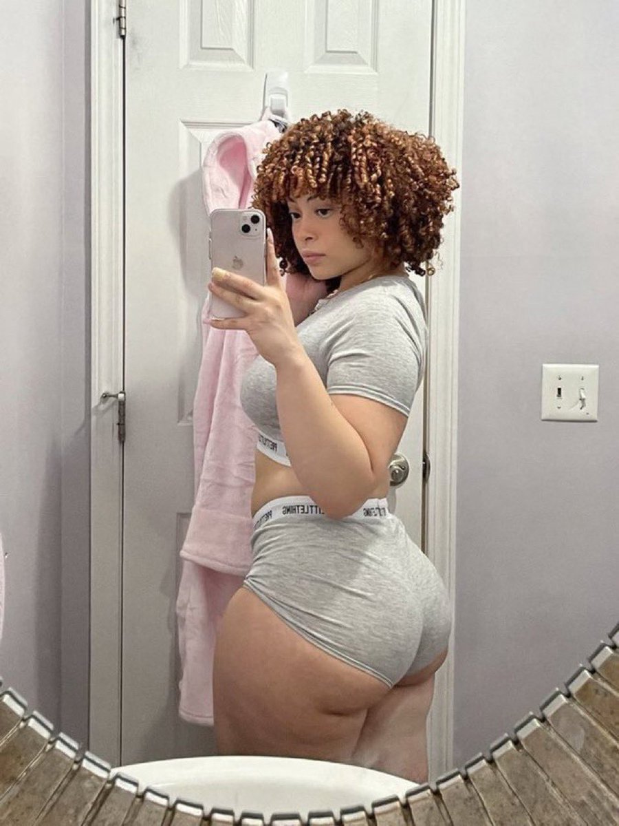 RapDailyNews's tweet image. Ice Spice weight loss going viral